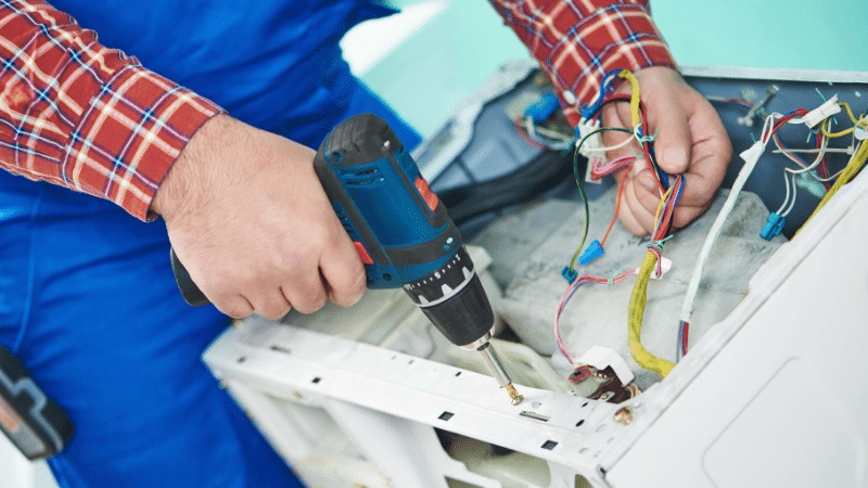 Karapürçek Fondital Fondital çamaşır makinesi kart tamiri – Su almama arızası orijinal parça ile giderildi. - Teknik servis örneği
